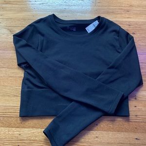 Black cropped long sleeve